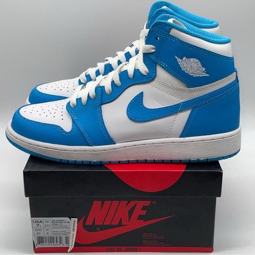 Nike Air Jordan 1 High. “UNC”